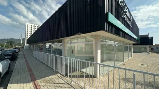 Sala Comercial à venda, 33m² no Centro, Penha
