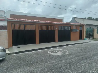 Casa com 2 Quartos para alugar, 70m² no Val-de-Cães, Belém