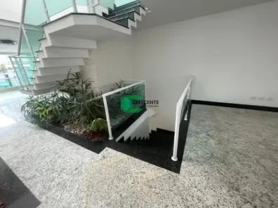 Sobrado com 3 Quartos para alugar, 261m² no Vila Gilda, Santo André