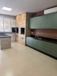 Casa de Condomínio com 3 Quartos para alugar, 240m² no Jardim Imperial, Cuiabá