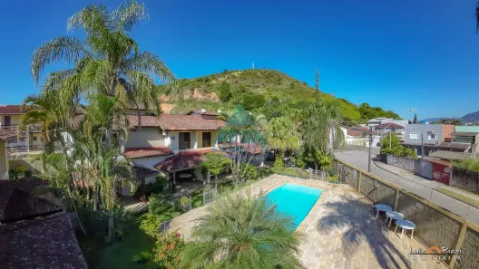 Casa com 2 Quartos à venda, 113m² no Martim de Sá, Caraguatatuba