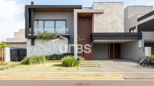 Casa de Condomínio com 4 Quartos à venda, 333m² no Jardins França, Goiânia