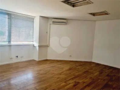 Sala Comercial para venda ou aluguel, 204m² no Cidade Monções, São Paulo