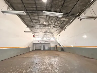 Galpão/Depósito/Armazém para venda ou aluguel, 344m² no Jardim Santana, Campinas