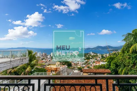 Casa com 4 Quartos à venda, 347m² no Centro, Florianópolis
