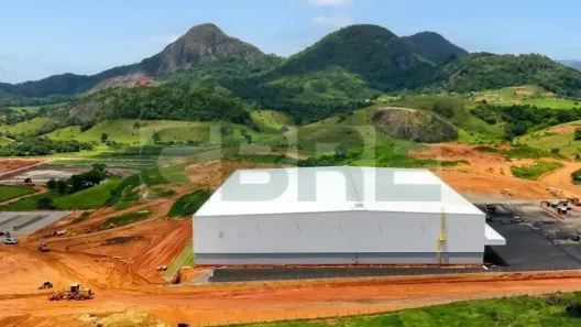 Galpão/Depósito/Armazém para alugar, 8000m² no Mata da Serra, Serra