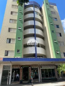 Apartamento com 2 Quartos para alugar, 96m² no Centro, Cascavel