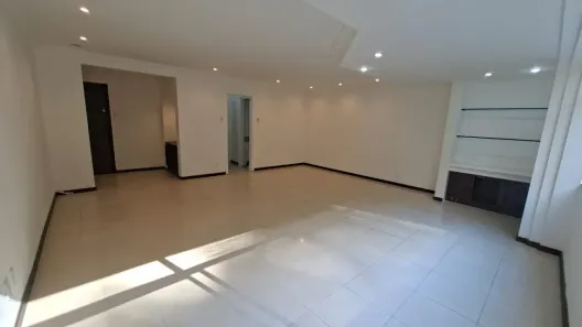 Apartamento com 3 Quartos para alugar, 135m² no Copacabana, Rio de Janeiro