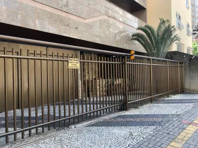 Apartamento com 3 Quartos para alugar, 284m² no Icaraí, Niterói