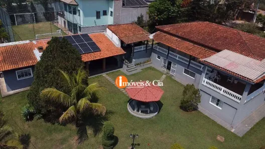 Fazenda/Sítio com 3 Quartos à venda, 343m² no Jardim Estância Brasil, Atibaia