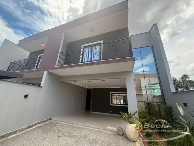 Casa com 3 Quartos à venda, 179m² no Saguaçu, Joinville