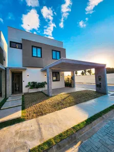 Casa de Condomínio com 4 Quartos à venda, 145m² no SIM, Feira de Santana