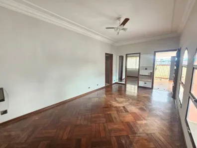 Casa com 3 Quartos para alugar, 284m² no Vila Independência, Piracicaba