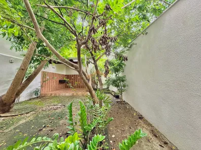 Sobrado com 4 Quartos à venda, 213m² no Jardim América, Goiânia