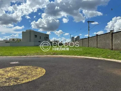 Lote/Terreno à venda, 485m² no Jardim Sul, Uberlândia