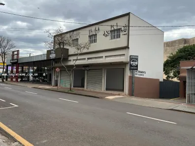 Imóvel Comercial com 3 Quartos à venda, 245m² no Brasília, Londrina