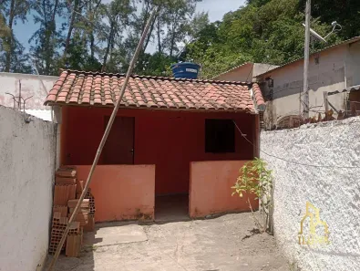 Casa com 1 Quarto à venda, 40m² no Monte Belo (Iguabinha), Araruama