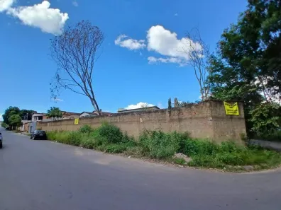 Lote/Terreno para alugar, 800m² no Nossa Senhora Aparecida, Montes Claros