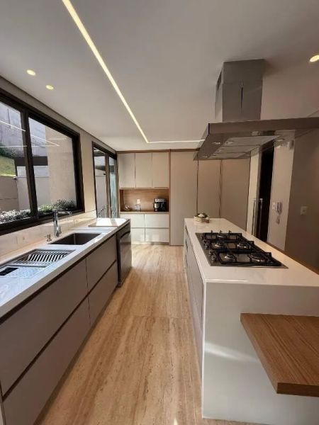 Apartamento com 4 quartos — Sion, Belo Horizonte