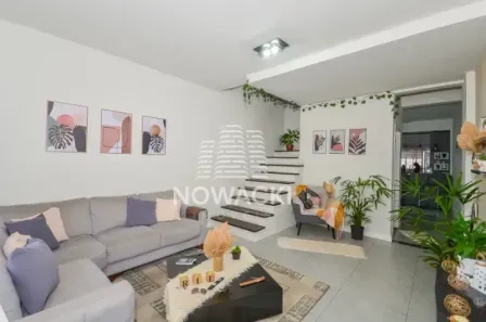 Sobrado com 3 Quartos à venda, 156m² no Rebouças, Curitiba