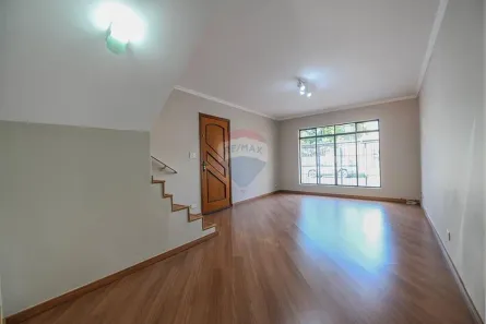 Casa com 2 Quartos para alugar, 90m² no Cidade Monções, São Paulo