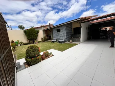 Casa com 3 Quartos à venda, 247m² no Cidade dos Funcionários, Fortaleza