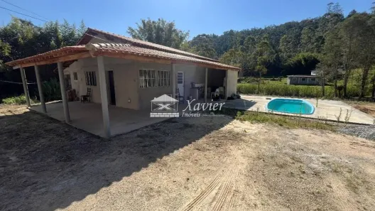 Fazenda/Sítio com 3 Quartos à venda, 72m² no Ibiúna, Ibiúna