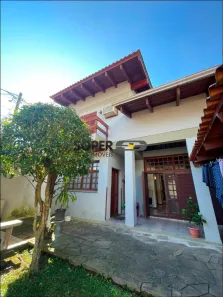 Casa com 3 Quartos à venda, 282m² no Camaquã, Porto Alegre