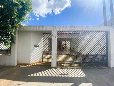 Casa com 3 Quartos à venda, 137m² no Jardim Monte Sinai, Londrina