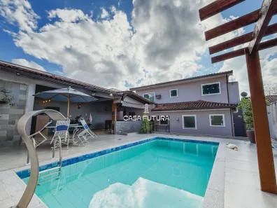 Casa com 6 Quartos à venda, 331m² no Jardim Europa, Volta Redonda