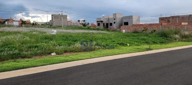Lote/Terreno à venda, 200m² no Residencial Monte Carlo, Araraquara