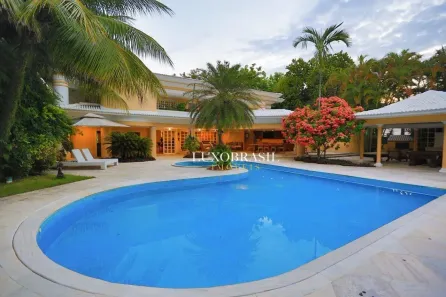 Casa com 5 Quartos à venda, 1300m² no Barra da Tijuca, Rio de Janeiro