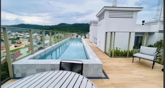 Apartamento com 2 Quartos à venda, 66m² no Jurerê, Florianópolis