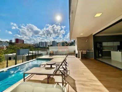 Casa de Condomínio com 3 Quartos para alugar, 380m² no Portal do Sol, Contagem