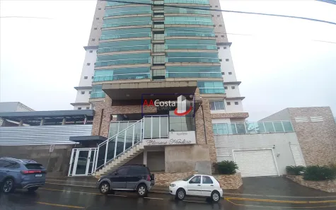 Apartamento com 3 Quartos para alugar, 240m² no Cidade Nova, Franca
