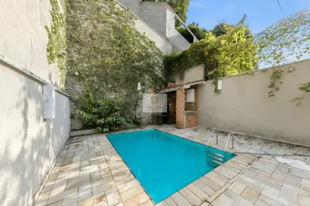 Casa com 3 Quartos à venda, 254m² no Sumaré, São Paulo