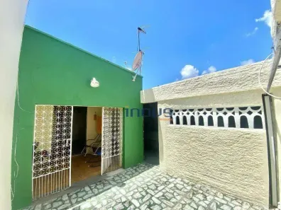 Casa com 3 Quartos à venda, 480m² no Parque São José, Fortaleza