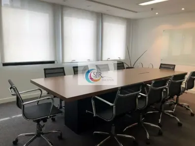 Sala Comercial à venda, 130m² no Vila Olímpia, São Paulo