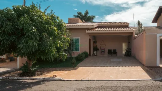 Casa de Condomínio com 3 Quartos à venda, 127m² no Bandeirantes, Londrina