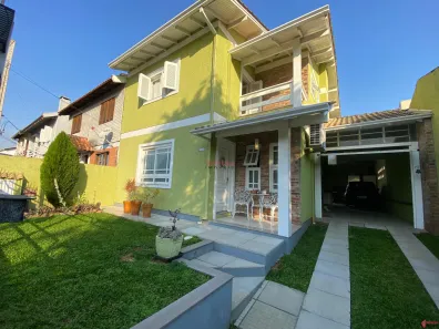 Sobrado com 3 Quartos à venda, 142m² no Igara, Canoas
