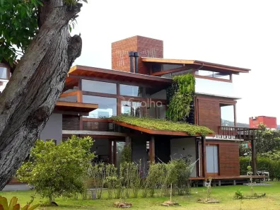 Casa com 3 Quartos à venda, 205m² no Rio Tavares, Florianópolis