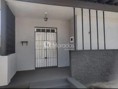 Casa com 3 Quartos para alugar, 150m² no Centro, Campos dos Goytacazes