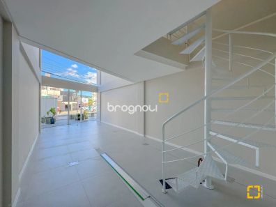 Ponto Comercial à venda, 71m² no Trindade, Florianópolis