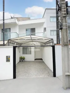 Sobrado com 2 Quartos à venda, 60m² no Rio Pequeno, Camboriú