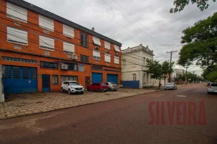 Galpão/Depósito/Armazém para alugar, 675m² no Floresta, Porto Alegre