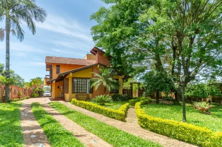 Casa com 4 Quartos à venda, 300m² no Hípica, Porto Alegre