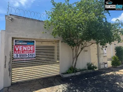 Sobrado com 4 Quartos à venda, 244m² no Setor Sudoeste, Goiânia