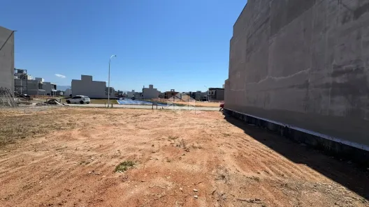 Lote/Terreno à venda, 150m² no Beira Rio, Biguaçu
