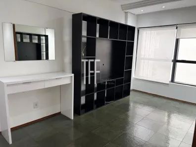 Apartamento com 2 Quartos para alugar, 75m² no Cambuí, Campinas