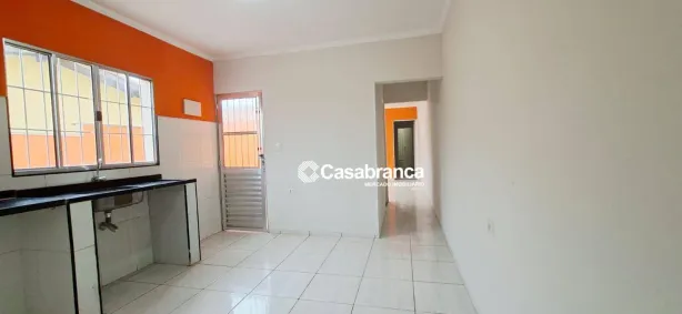 Casa com 2 Quartos para alugar, 75m² no Jardim São Paulo, Sorocaba